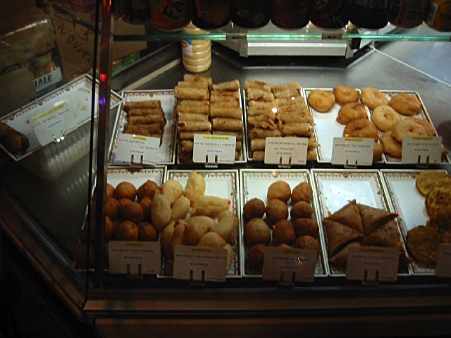 Je passe au traiteur chinois acheter à manger