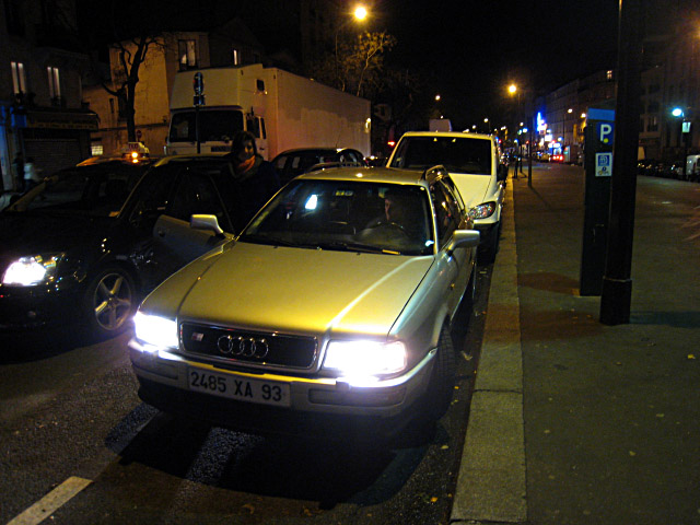 Nous prenons la voiture de Karim