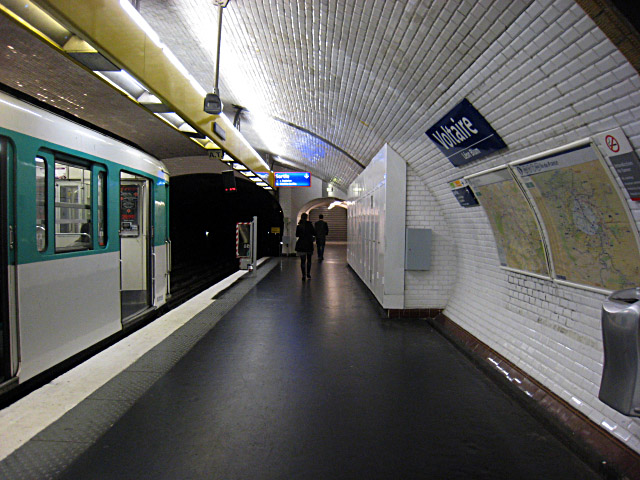 Je descends à Voltaire