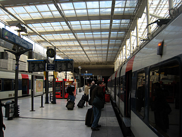 Nous arrivons à l'aéroport