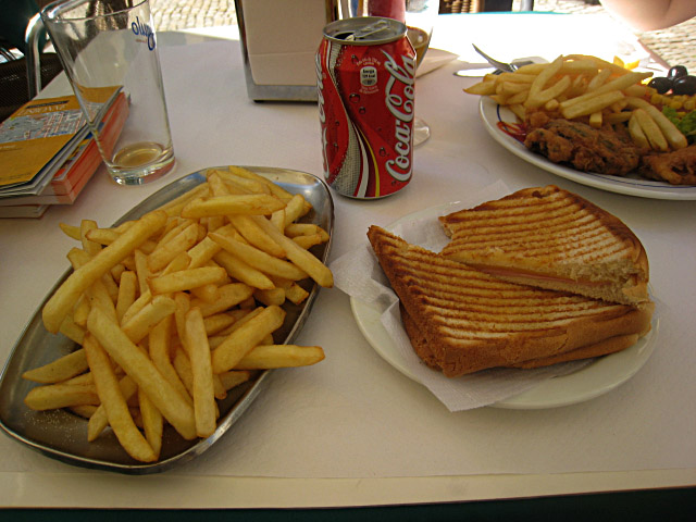 Je mange
