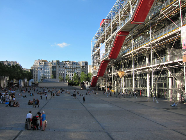 Nous allons à Beaubourg
