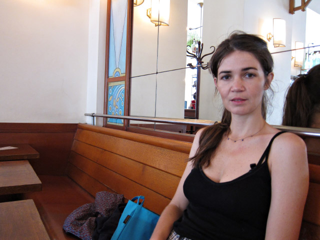 Amélie me rejoint