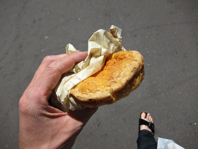 Je mange