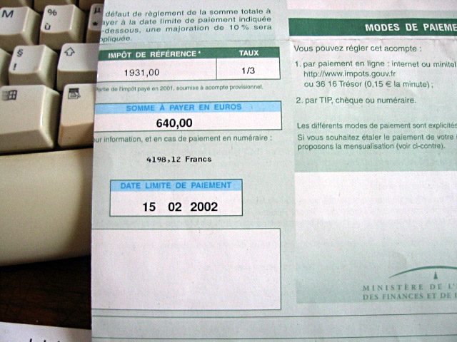 Je m'occupe de payer mes impôts