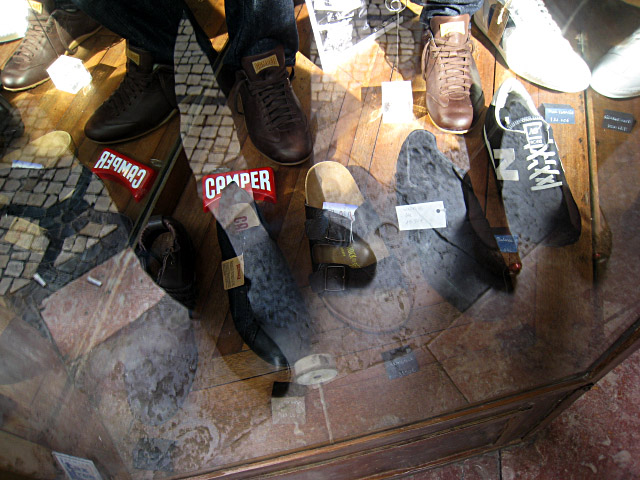 Je cherche toujours des chaussures