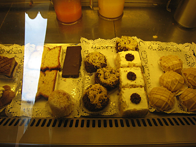 Nous achetons des gateaux