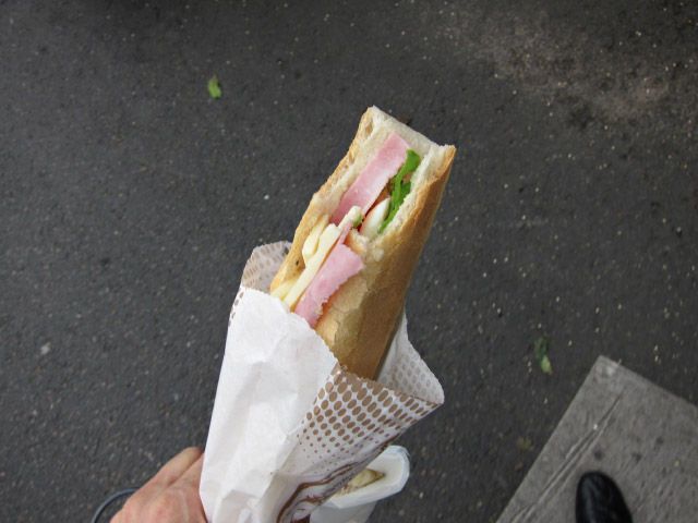 J'achète un sandwich