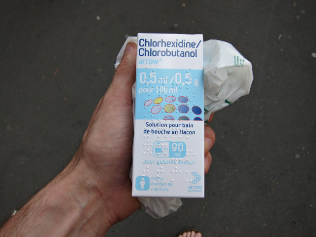 J'achète une solution pour bain de bouche