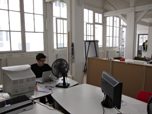 Je retourne au bureau