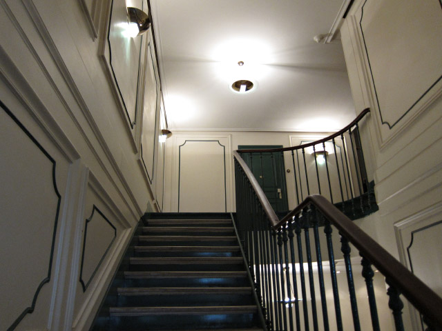 Je monte les escaliers