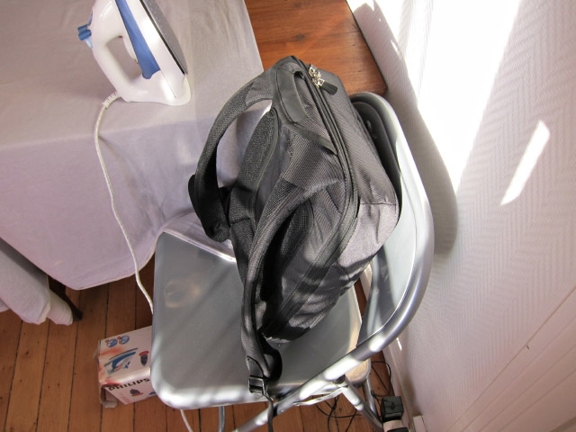Je passe chez moi prendre un sac