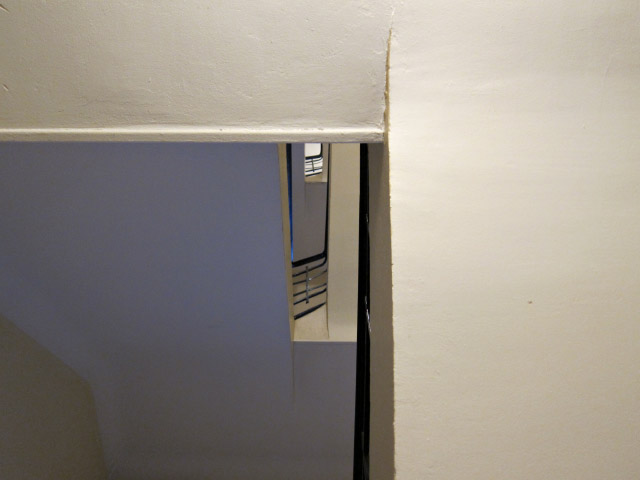 Nous montons les escaliers