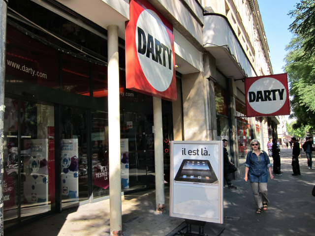 Je vais à Darty
