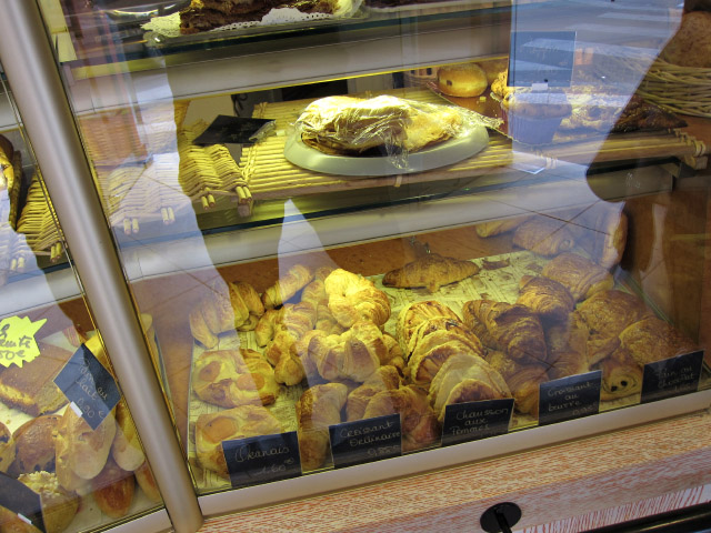 Je sors pour aller à la boulangerie