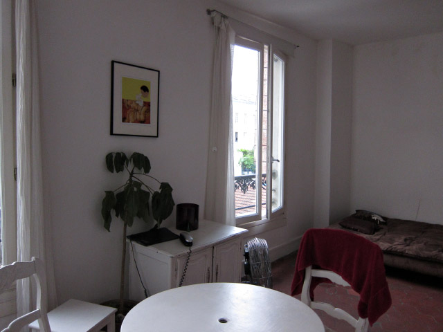 Nous arrivons dans l'appartement