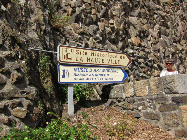 Je vais vers la ville historique