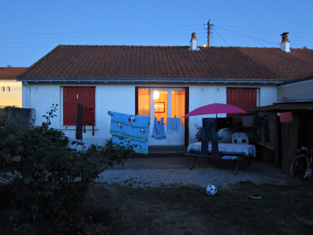 La nuit tombe