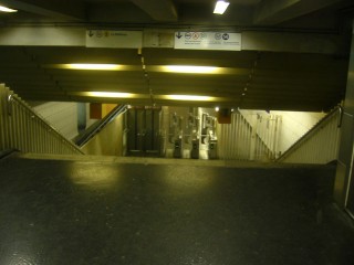 Nous prenons le métro