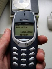 J'appelle Georges qui doit venir me prendre pour transporter ma chaine pour la soirée de Spill