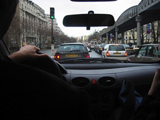 La voiture roule
