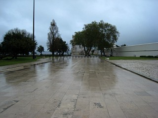 Nous approchons de la tour de Belem
