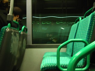 Je m'installe dans le bus