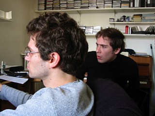 Nous travaillons