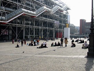Je vais à Beaubourg