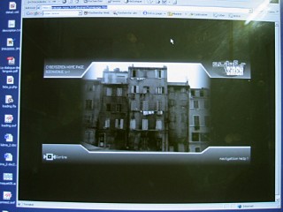 Il me montre le site de Cybersiren