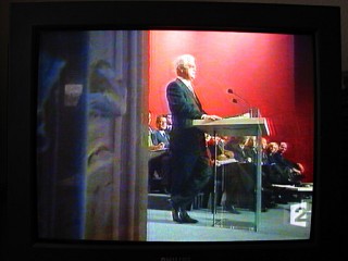 Je regarde une merde à la télévision