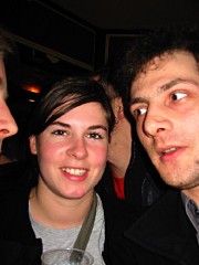 Il me présente Mélanie