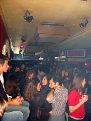 Il y a beaucoup de monde