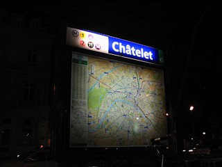 Je sors place du Chatelet