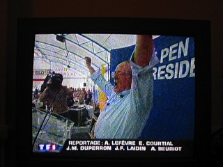 Je regarde une merde à la télévision