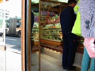 Je vais à la boulangerie