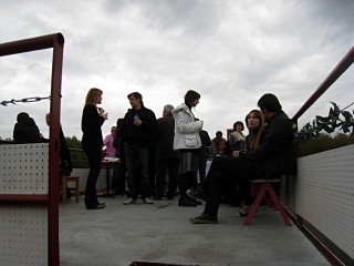 Nous montons sur la terrasse
