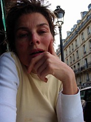 Nous allons boire un verre en terrasse