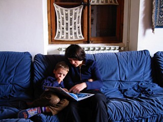 Sabine continue sa lecture avec Lubin