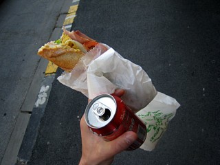 Je mange