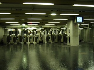 Nous prenons le métro