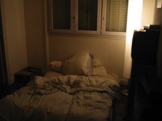 Nous nous couchons tard