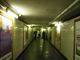 Nous prenons le métro