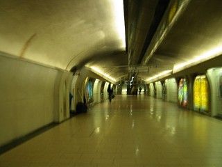 Nous prenons le métro
