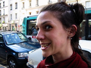 Nous croisons la soeur de Sabine
