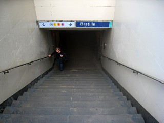 Je descends dans le métro