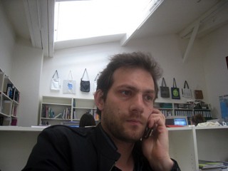 Je téléphone
