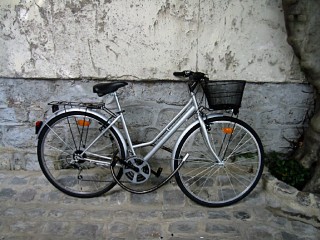 Je prends mon vélo pour aller chez Elli