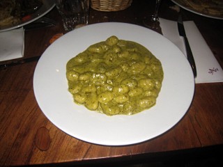 Je mange