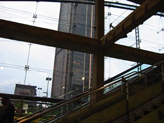 Nous arrivons à la gare Montparnasse